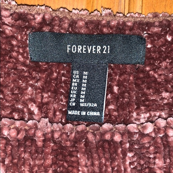 Forever 21 Cropped Sweater - Picture 3 of 3